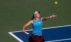 Сенсацию допустили в матче Елены Рыбакиной за финал престижного турнира