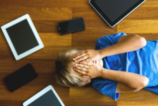 Нужен ли психолог, чтобы избавиться от зависимости от телефона