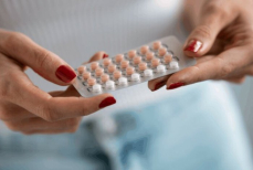 Казахстанкам начнут раздавать контрацептивы