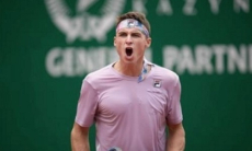 Казахстанский теннисист вышел в четвертьфинал турнира в Германии