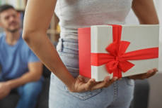 Гороскоп подарков — как удивить человека, у которого всё есть