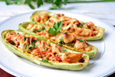 Пять простых и вкусных рецептов из кабачков для летнего стола