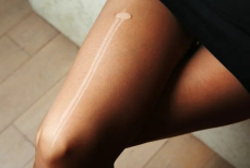 Как моментально убрать затяжку на одежде