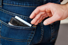 Как уберечь себя от карманников во время путешествия — советы для туристов