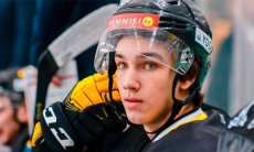 Казахстанский хоккеист провёл дебютный матч за польский клуб