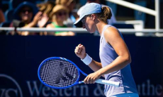 Ига Швёнтек одержала 300-ю победу и стала второй в истории