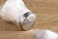 Врач назвала добавку в соли, которая при нагревании становится настоящим ядом