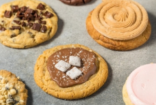 «Разрушает организм». Популярное печенье оказалось опасно — не только для фигуры, но и для сердца