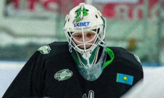 Казахстанский клуб расторг контракты с двумя вратарями