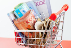 В магазинах Казахстана введут двойные цены — за наличные и в рассрочку