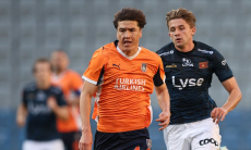 Ассист Шомуродова помог турецкому клубу выйти в плей-офф еврокубков. Видео