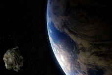 К земле приближается астероид размером с футбольное поле