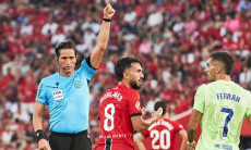 Два удаления привели к разгрому в матче «Барселоны» в Ла Лиге 