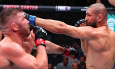 Видео полного боя Хамзат Чимаев — Дрикус Дю Плесси с разгромом на UFC 319