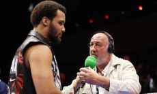 Мозес Итаума удивил решением по бою с Александром Усиком