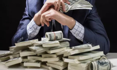 Миллиардер официально возглавил Федерацию футбола в Казахстане