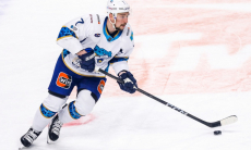 Появились новости о будущем Антона Бурдасова в «Барысе»