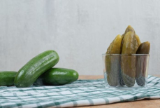 Как понять, что ваши маринованные огурцы испортились? И это не белый налет