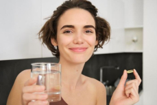 Названа самая бессмысленная добавка в мире, которую вам «впаривают» на каждом углу