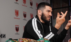 Артур Бетербиев удивил размером своего гонорара за следующий бой