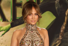 Дженнифер Лопес шокировала поклонников преображением. Фото