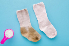 Этим способом отстирываются любые грязные носки