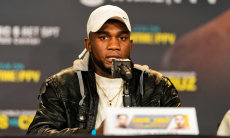 Чемпион мира высмеял вызов Жанибеку Алимханулы и нарвался на ответ