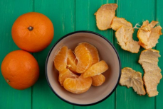 Все их всегда выбрасывают. Топ-3 способа, как можно есть апельсиновые шкурки