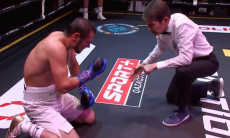 Убойным нокаутом в первом раунде закончился боксерский поединок Казахстан — Узбекистан. Видео