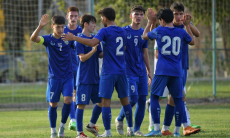 Узбекистан победил со счетом 4:0 в футбольном матче