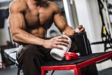 Креатин — как работает популярная добавка для мышц, и всем ли она подходит