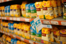 Президент Казахстана поручил — отечественные товары займут 50% полок в магазинах