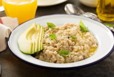 Найдена добавка, которая удвоит пользу овсяной каши