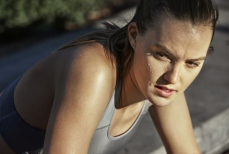 Шесть неочевидных причин сильного потоотделения. Многие о них даже не догадывались