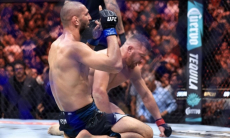 Дрикус дю Плесси прервал молчание после поражения Хамзату Чимаеву