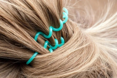 Популярные резинки для волос могут быть вредны и опасны