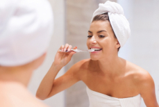 Домашний способ избавиться от налёта без стоматолога