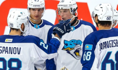 Фоторепортаж с матча Мемориала Ромазана «Барыс» — «Магнитка» 1:2