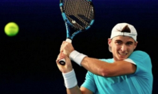 Сенсационным разгромом завершился матч казахстанского теннисиста в Италии