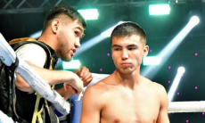 Непобеждённый казахстанский боксёр сразится против нокаутера