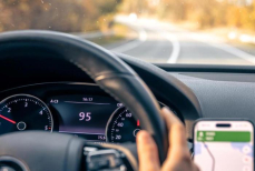 Казахстанцам могут ограничить скорость движения авто