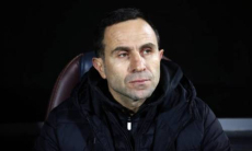 Наставник сборной Узбекистана по футболу отреагировал на приглашение тренера из Европы