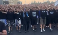 Фанаты «Карабаха» прошли маршем в поддержку «Кайрата». Видео