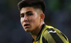 «Челси» подписал игрока на позицию Дастана Сатпаева