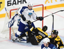 Фоторепортаж с матча КХЛ «Северсталь» — «Барыс» 3:2