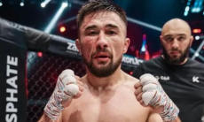 Чемпион мира «записал» новое поражение известному казахстанскому бойцу