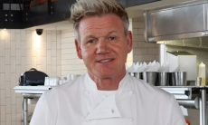 Самый известный в мире шеф-повар перенес операцию на лице