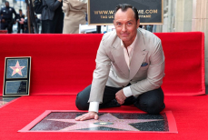 Джуд Лоу рассказал о сложностях в исполнении роли Путина в «Кремлевском волшебнике»