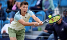 Казахстанский теннисист устроил триллер с россиянином на турнире в Китае