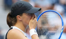 Игу Швёнтек сенсационно выкинули с US Open-2025